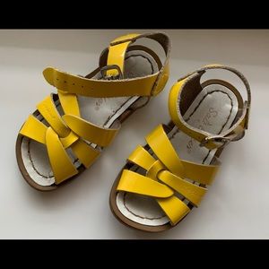 Yellow Salt Water Sandals EUC size 8 toddler